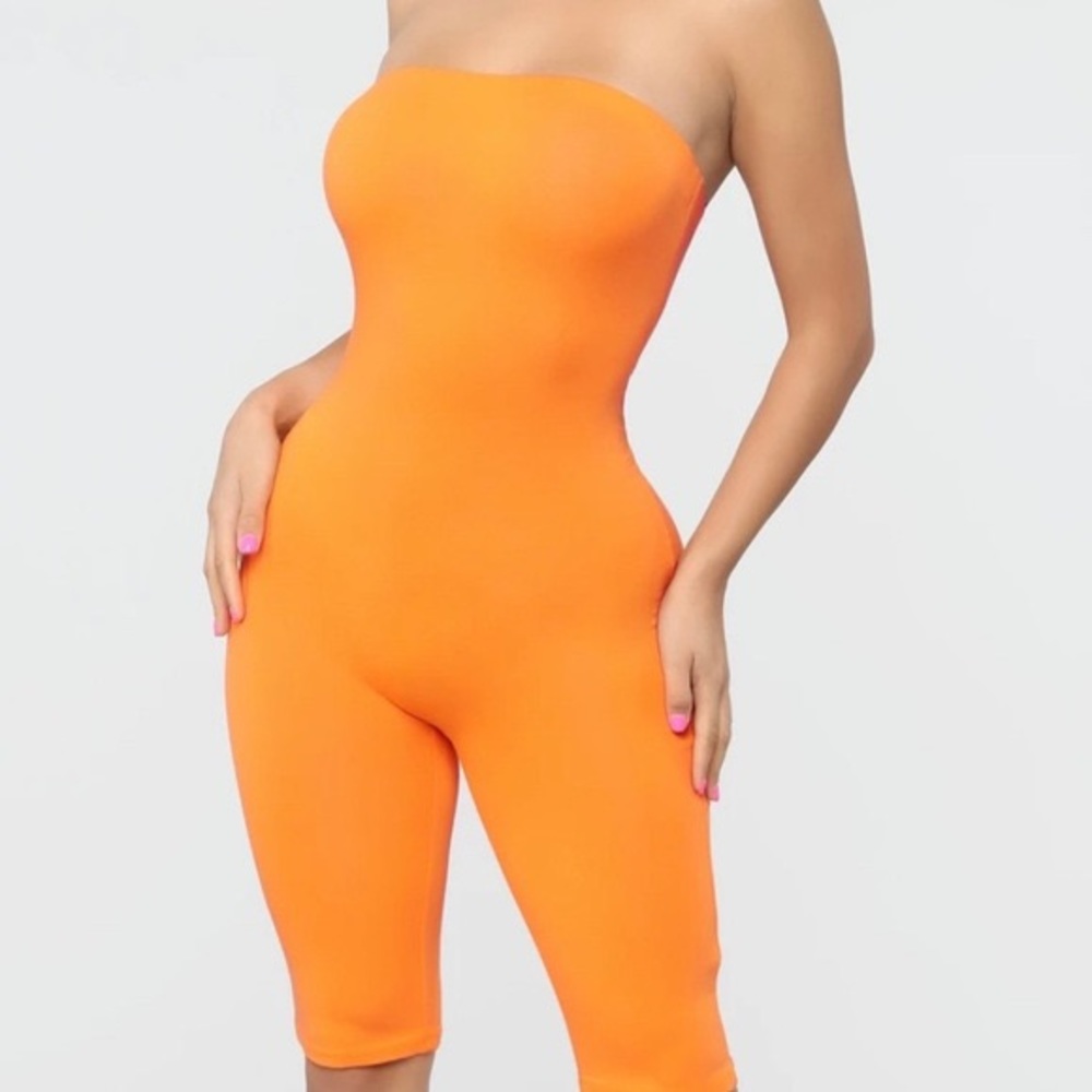 Fashion Nova Strapless Romper